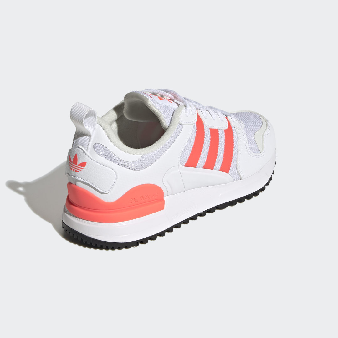 adidas ZX 700 HD GY3292 02