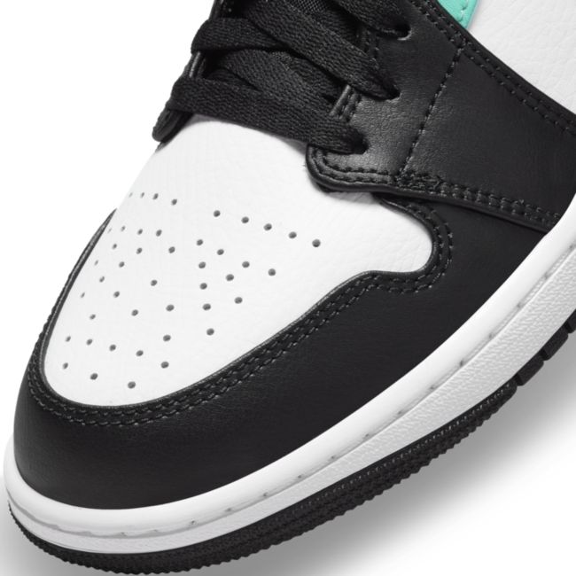 Jordan 1 Mid 554724-132 03