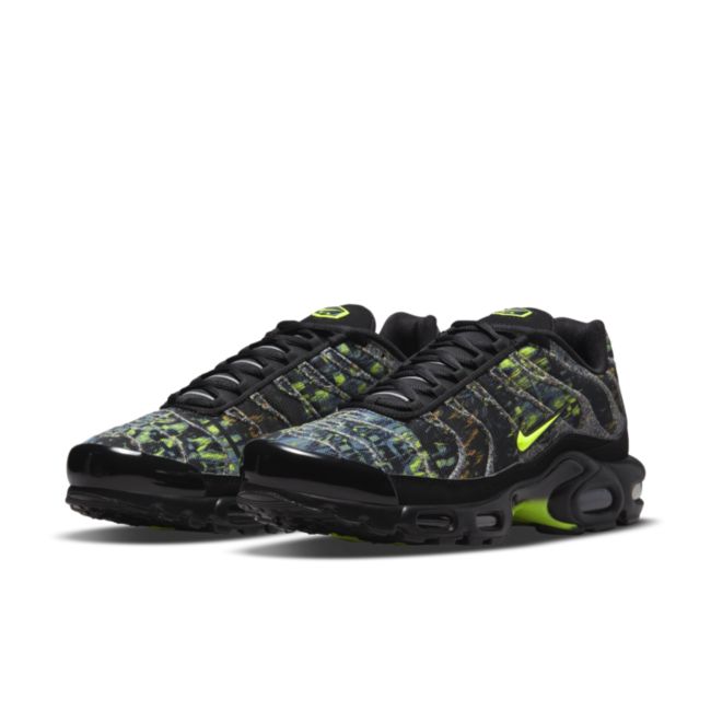 Nike Air Max Plus ‘Sustainable’ DM9594-001 02