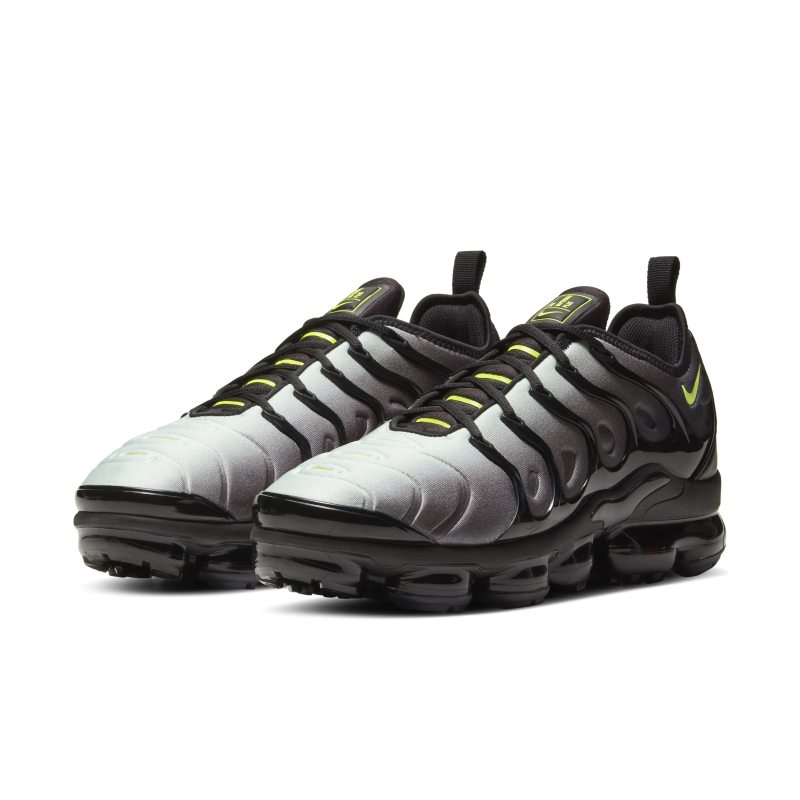 Nike Air VaporMax Plus CW7478-001 02