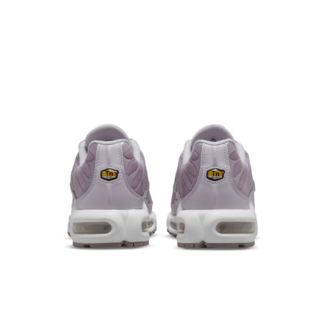 Nike Air Max Plus DJ5421-500 04