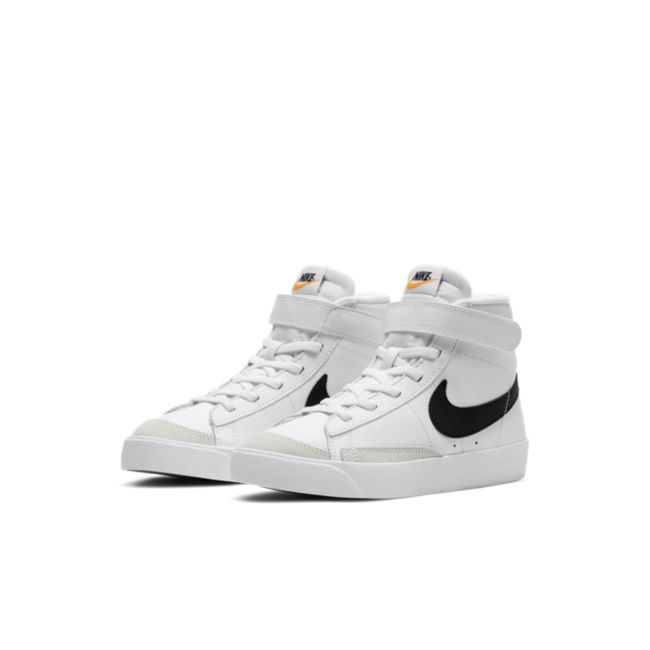 Nike Blazer Mid '77 DA4087-100 02