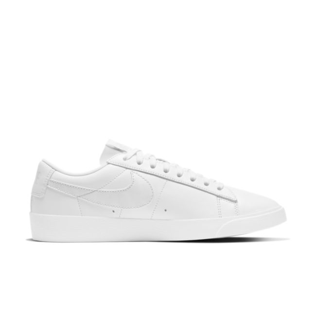 Nike Blazer Low LE AV9370-111 03