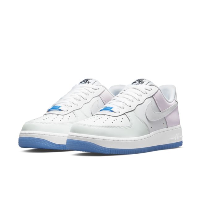 Nike Air Force 1 '07 LX DA8301-100 02