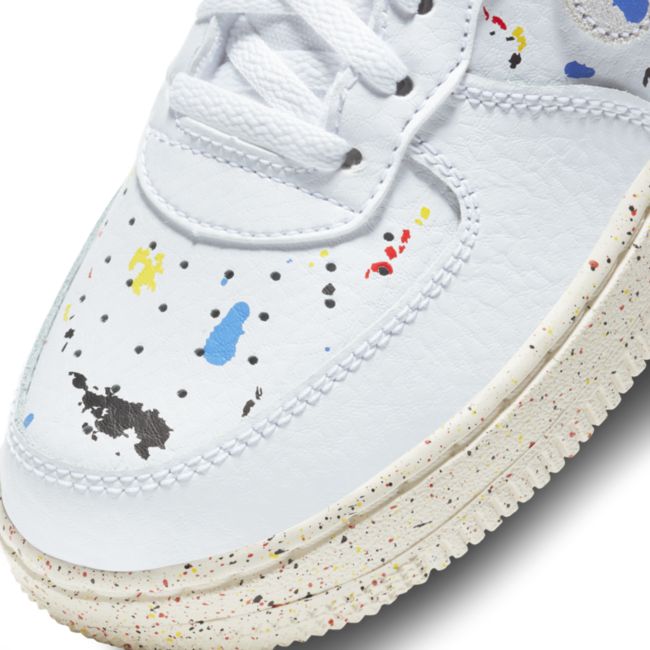 Nike Air Force 1 Lv8 size 2Y White Paint Splatter Sneakers DJ2599-100