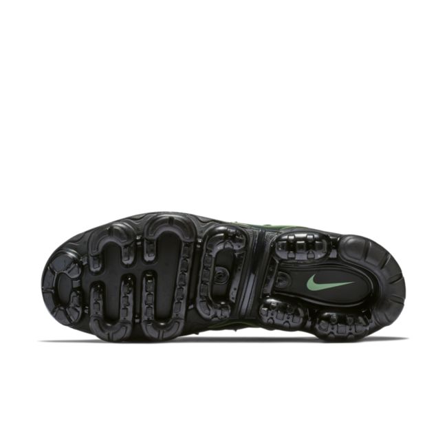 Nike Air VaporMax Plus 924453-009 02