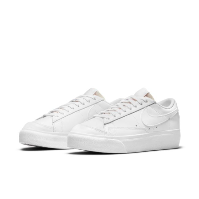 Nike Blazer Low Platform DJ0292-100 04