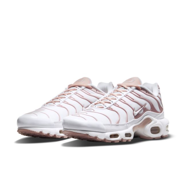 Nike Air Max Plus DM2362-101 02