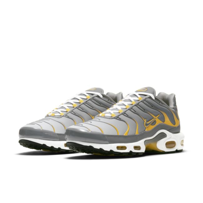 Nike Air Max Plus DD7111-001 02