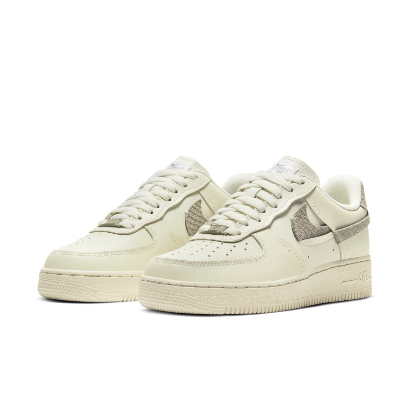 Nike Air Force 1 LXX DH3869-001 02