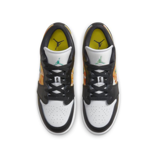 Jordan 1 Low SE DJ6252-038 02