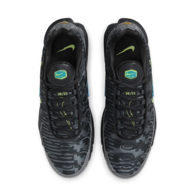 Nike Air Max Plus DJ6896-070 04