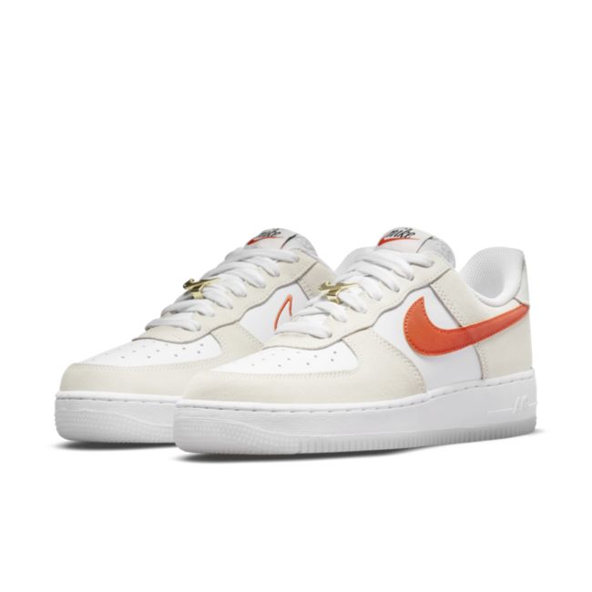 Nike Air Force 1 '07 SE DA8302-101 02