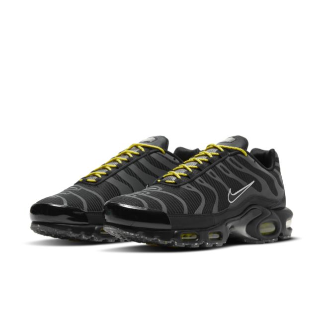 Nike Air Max Plus DD7112-002 02