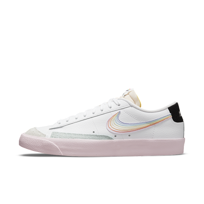 nike blazer low transparent