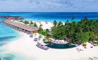 Constance Moofushi, Maldives