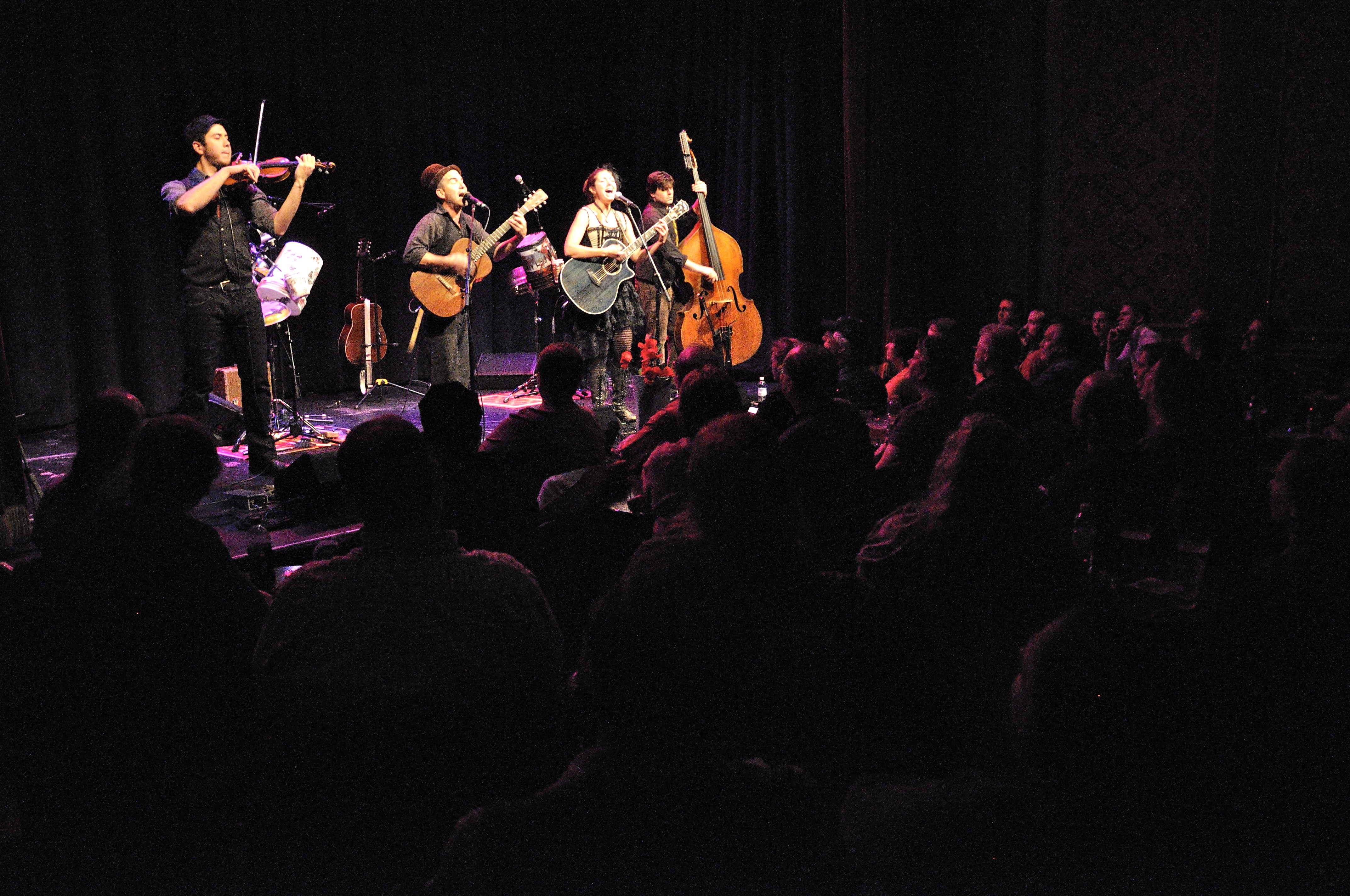 Caravan Of Thieves Sellersville Theater Live Music