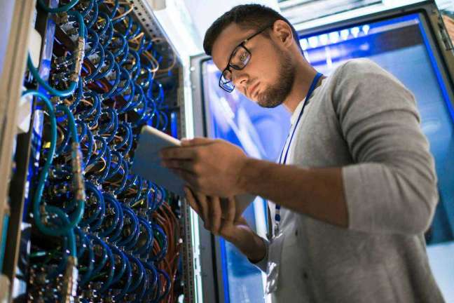 Factors to Consider When Choosing a Java Hosting Provider