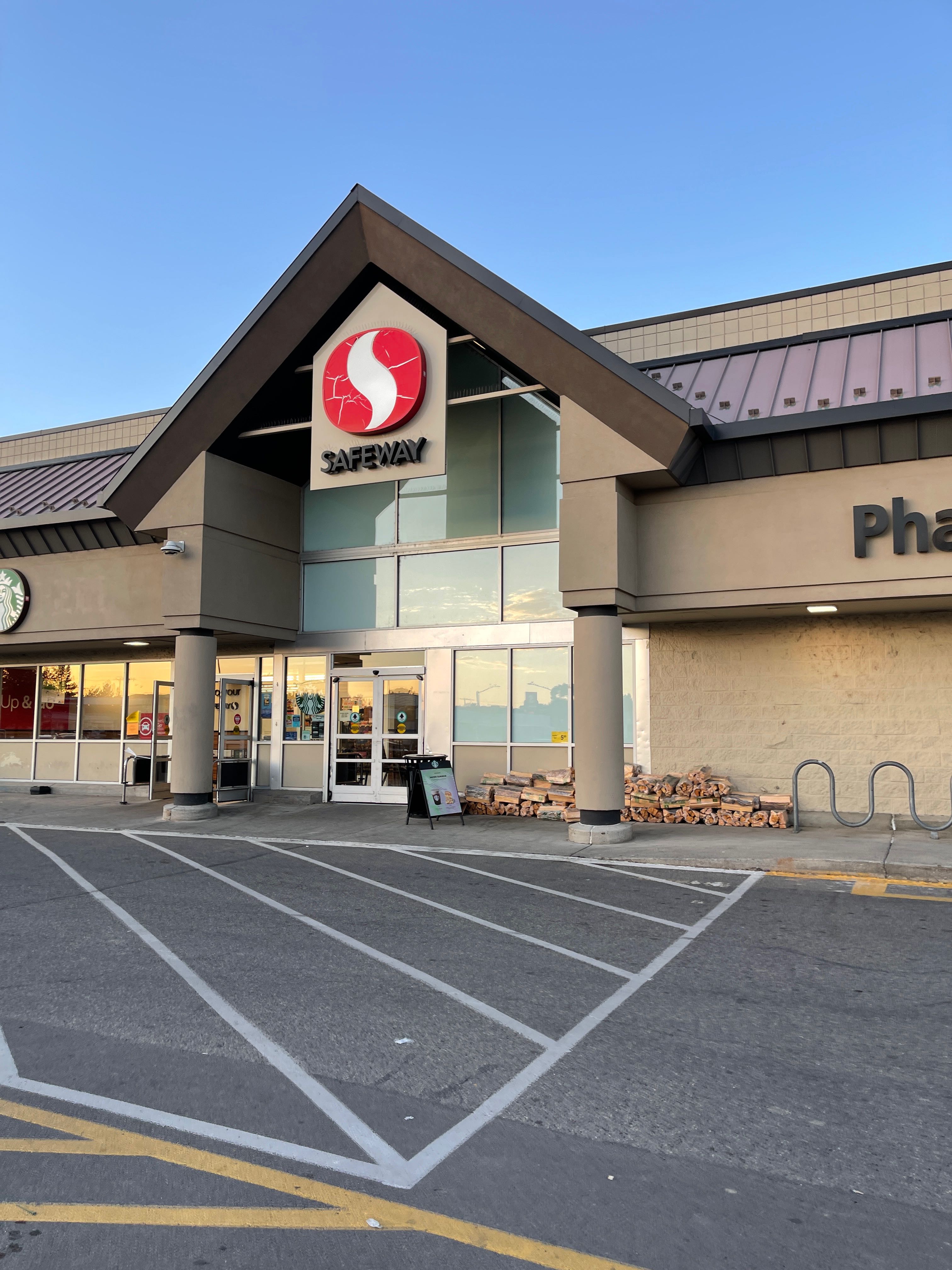 Photo of Aztec Safeway