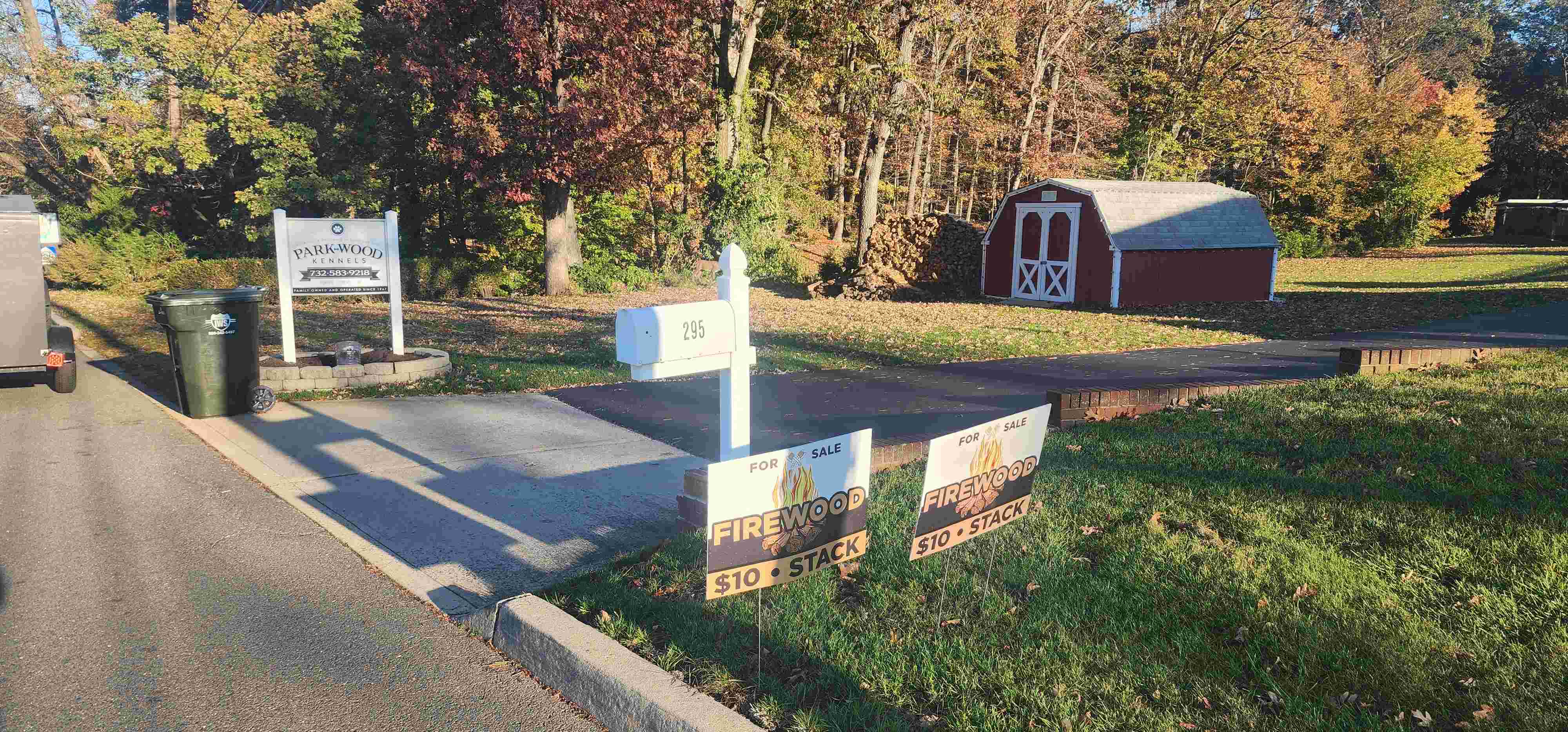 Photo of Driveway Seller at Cheesequake State Park Entrance