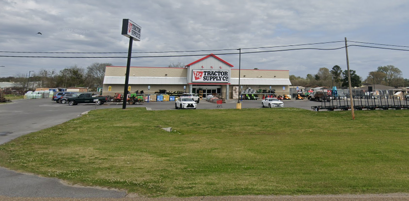 Photo of Tractor Supply