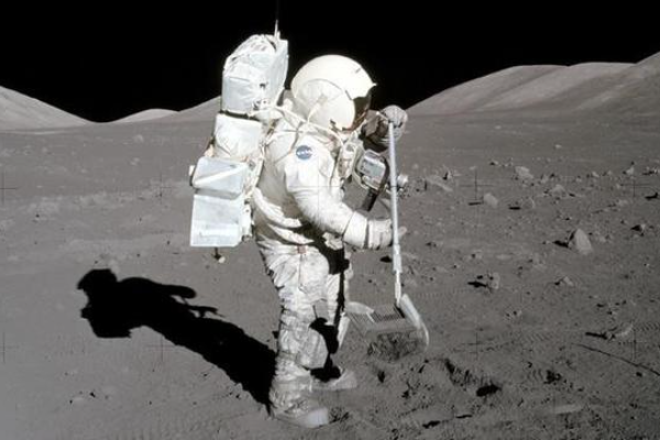 China Luncurkan Misi Eksplorasi Bulan dengan &hellip;