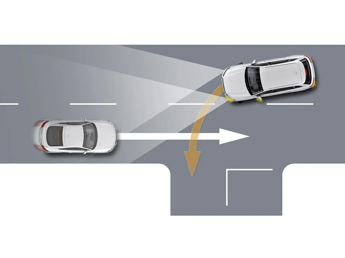 JDP_Audi Turn Assist Intersection Turn Assistance ITA.webp