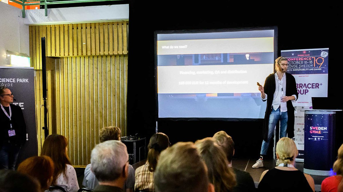 Sexton nya företag pitchade sina idéer