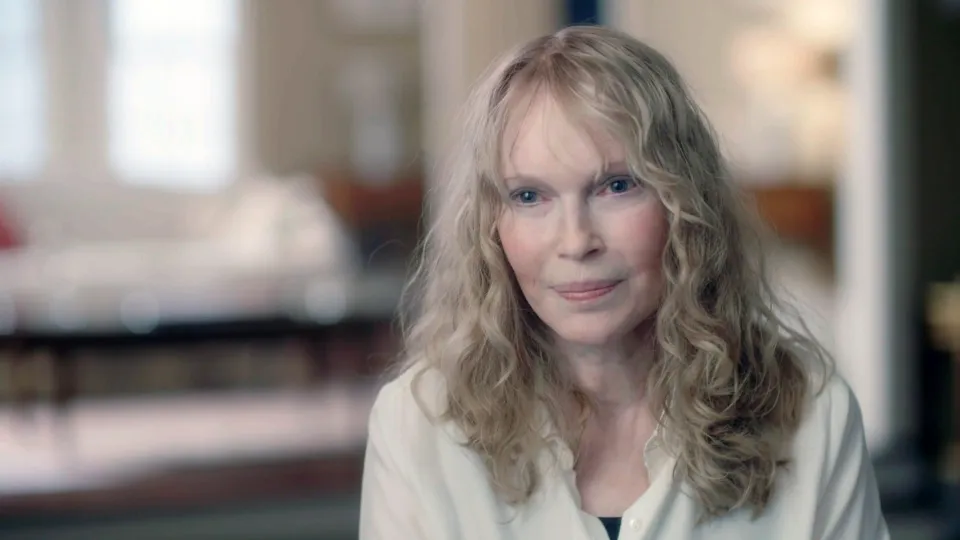 photo-Mia Farrow 2021