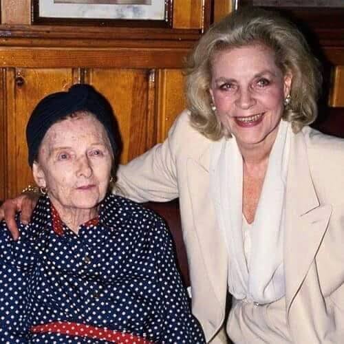 photo-Myrna Loy 1992