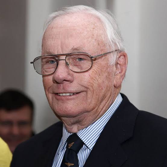 photo-Neil Armstrong 2008