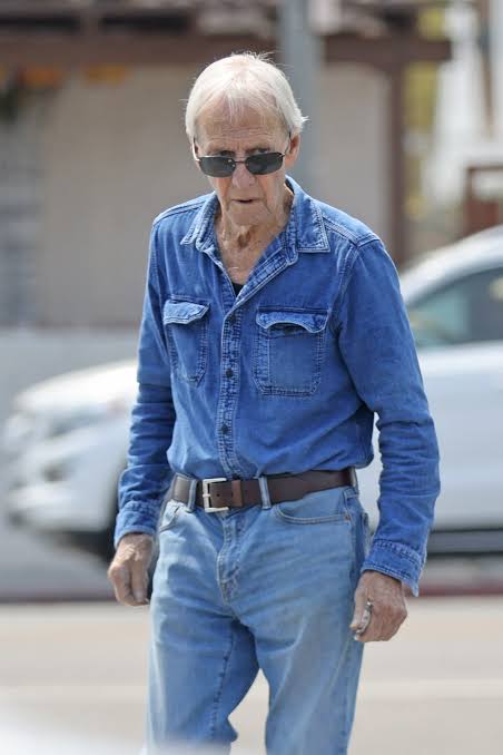 photo-Paul Hogan 2022