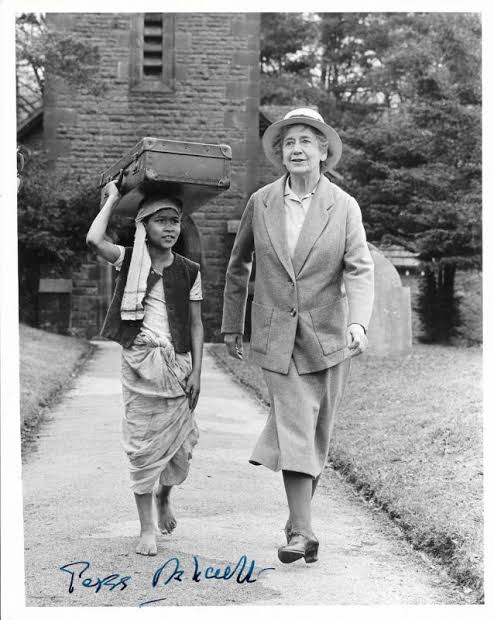 photo-Peggy Ashcroft 1987