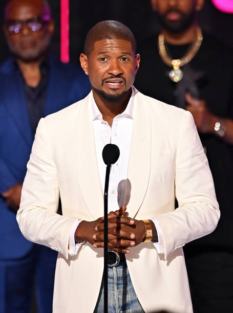 photo-Usher 2024