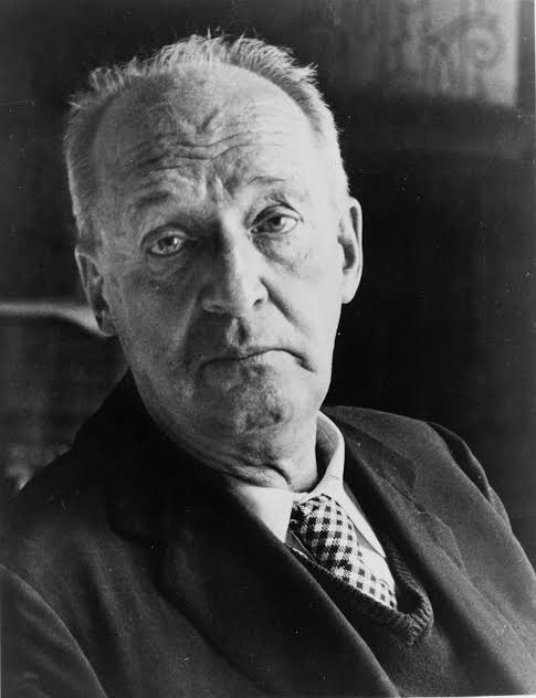 photo-Vladimir Nabokov 1977