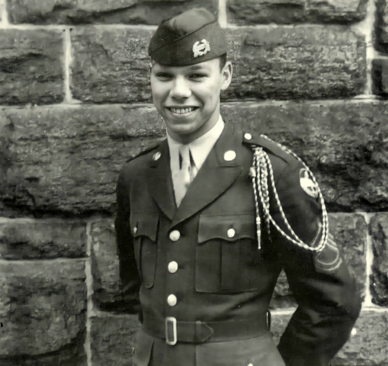 photo-Colin Powell 1954