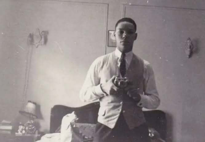 photo-Colin Powell 1959