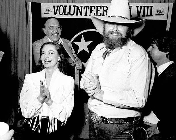 photo-Crystal Gayle 1982