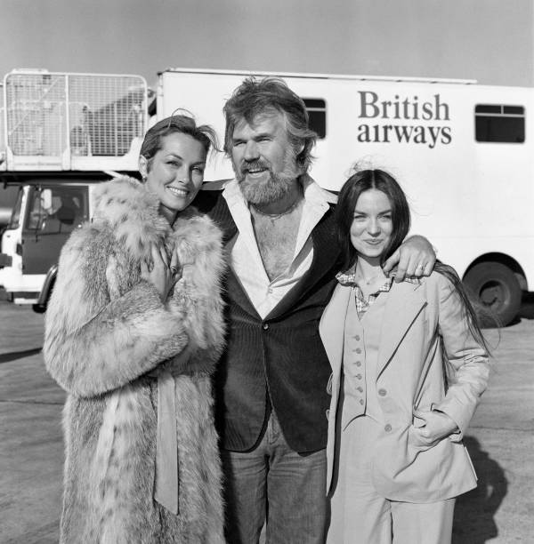 photo-Crystal Gayle 1977