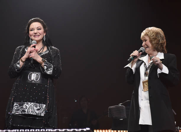 photo-Crystal Gayle 2021