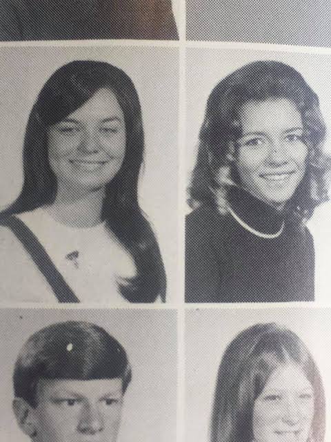 photo-Crystal Gayle 1969