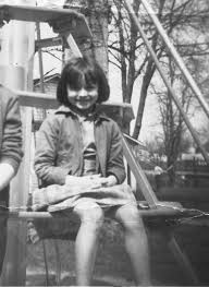 photo-Crystal Gayle 1957