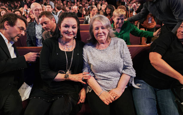 photo-Crystal Gayle 2022