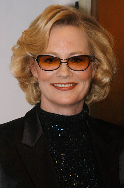 photo-Cybill Shepherd 2003