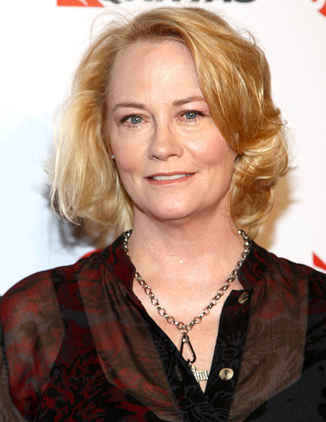 photo-Cybill Shepherd 2009
