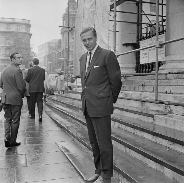 photo-David Attenborough 1970