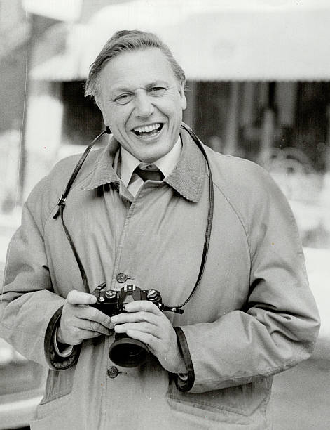 photo-David Attenborough 1982