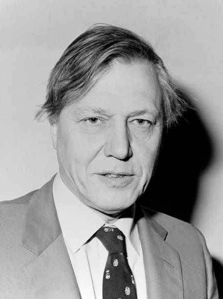 photo-David Attenborough 1987