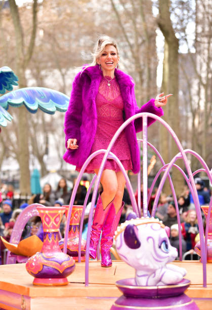 photo-Debbie Gibson 2019