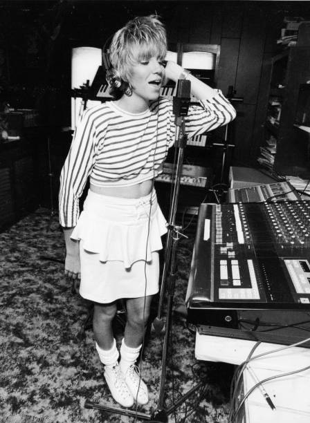 photo-Debbie Gibson 1986